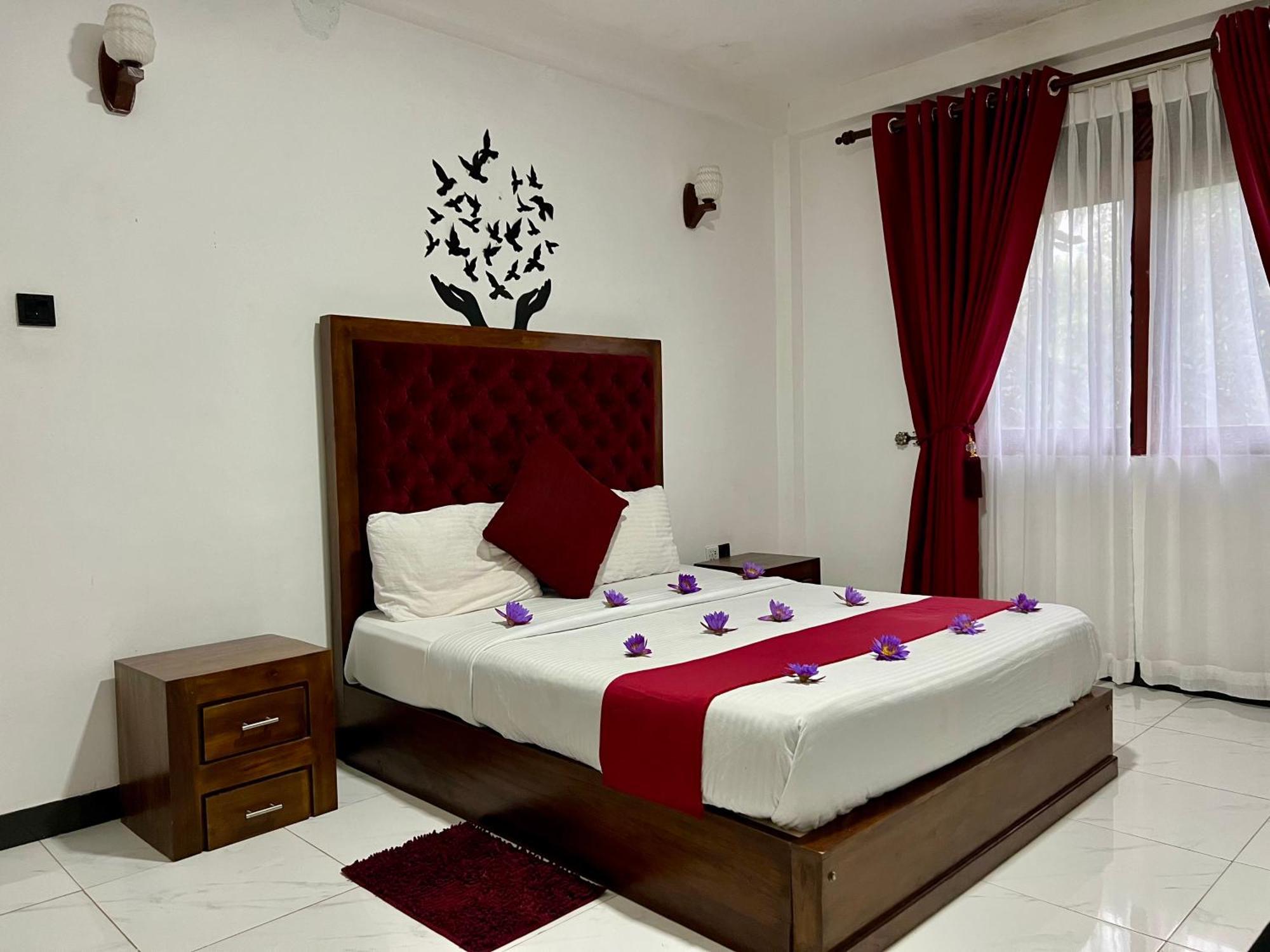 Heaven Breeze Otel Kandy Dış mekan fotoğraf