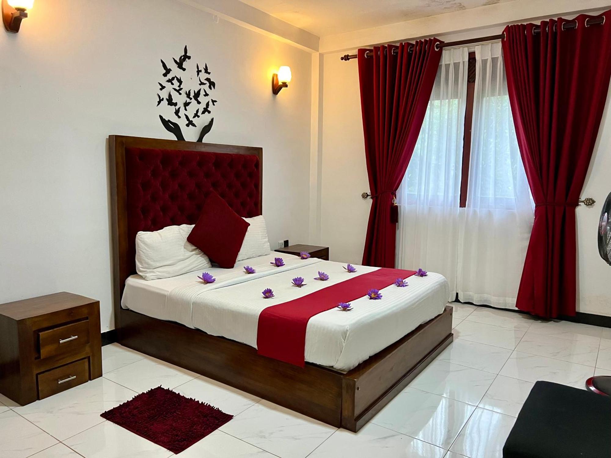 Heaven Breeze Otel Kandy Dış mekan fotoğraf