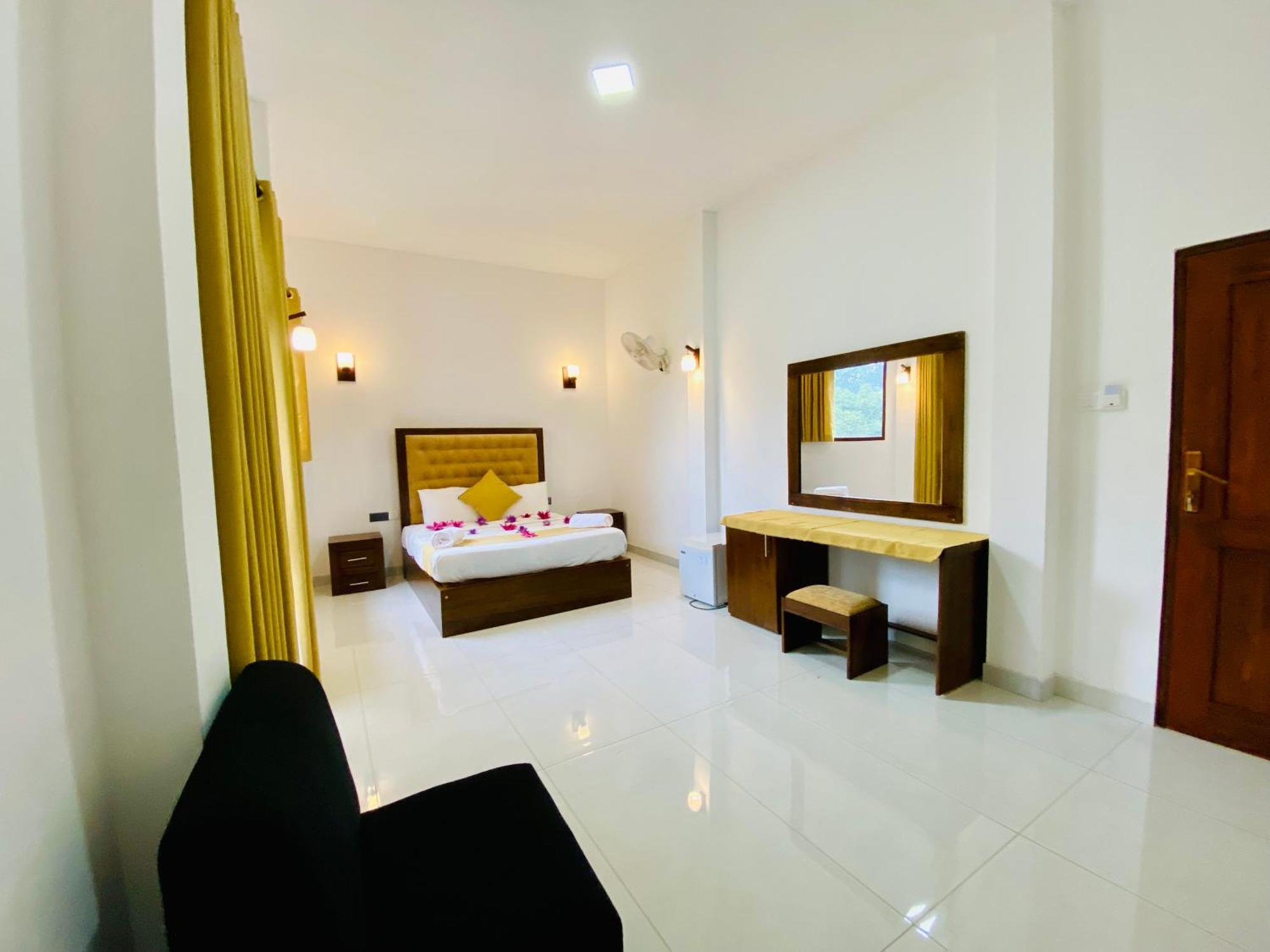 Heaven Breeze Otel Kandy Dış mekan fotoğraf