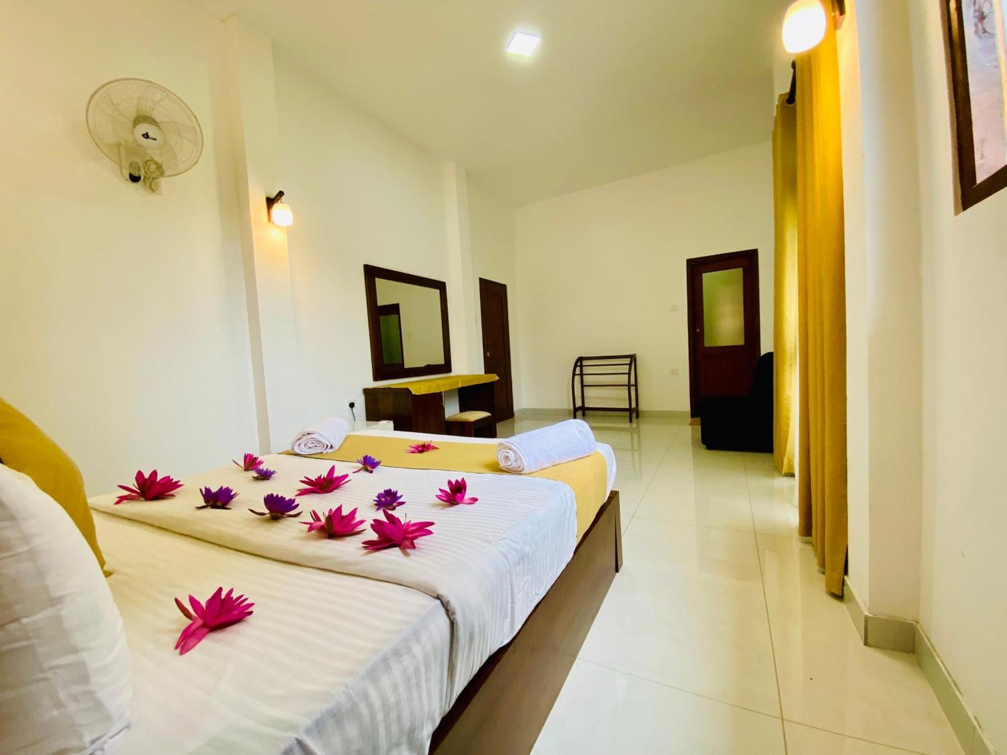 Heaven Breeze Otel Kandy Dış mekan fotoğraf
